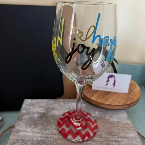 Handmade Decorated Oversized Glass - Picture 3 of 4